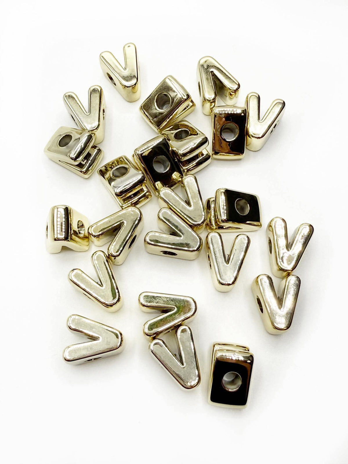 Perles de lettres blanches carrées horizontales de 12 mm 