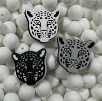 CTS Creation: Leopard Focal Bead